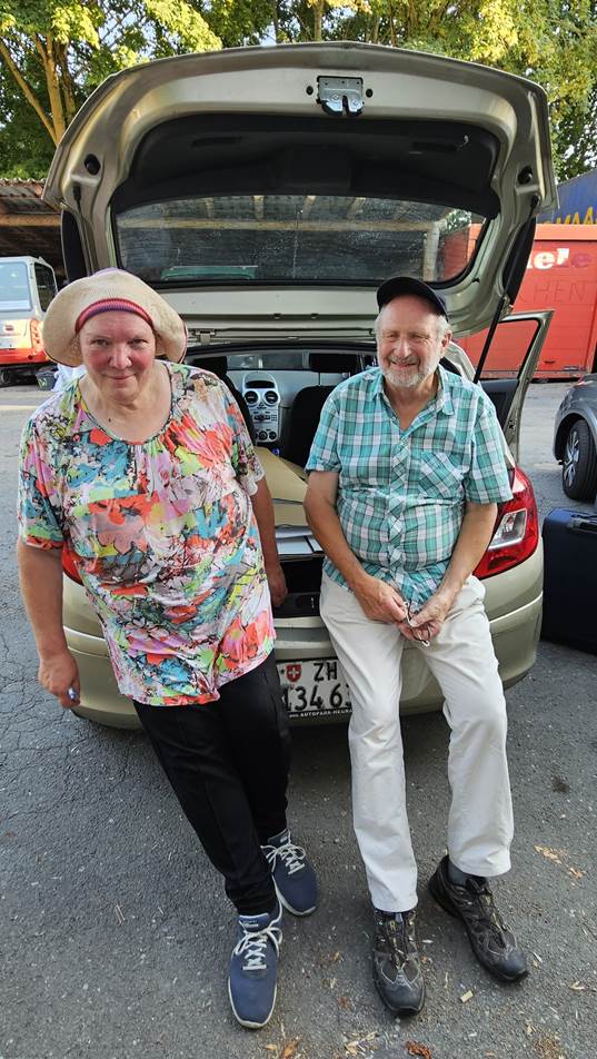 Daniela Schicker und Vorstandsmitglied Ulrich Böcker