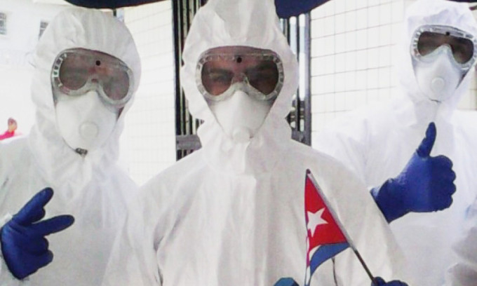 Por-la-vida. Filmrundreise mit Vortrag, in dem über die Leistungen kubanischer Ärzteteams berichtet wurde.